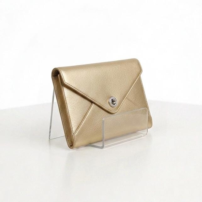 Clear Acrylic Purse Stand | Handbag Display Holder for Retail Store | Boutique Bag Display Riser, Countertop Purse Organizer